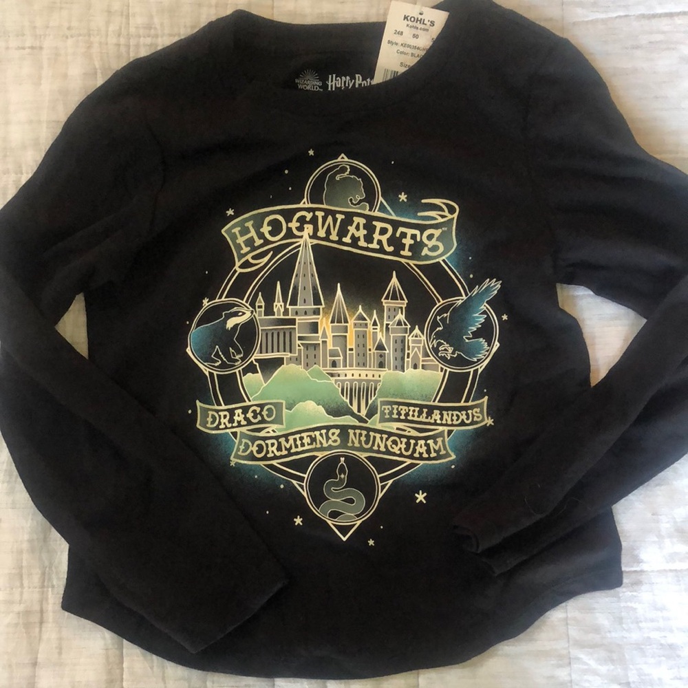 NWT! Girls Wizarding World of Harry Potter. Black Hogwarts Long Sleeve Shirt, SM
